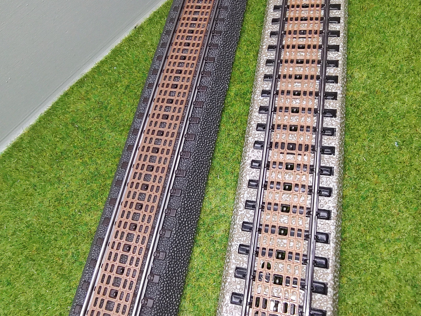 H0 Zubehör - Schwellenbohlen für Märklin C- und M Gleis - 180 mm